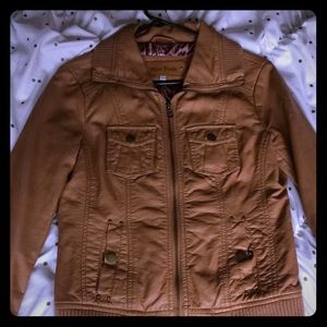 A very cute and good quality leather jacket!